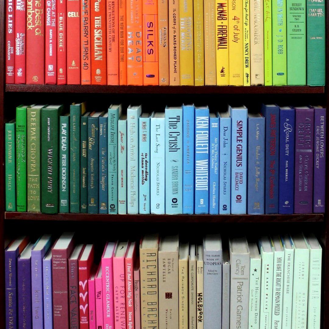 bcglearningcen's tweet photo. We're very pleased to announce we're redoing all of our shelves! By popular demand everything will now be arranged by colour!

 #aylesbury #wycombe #amersham #buckinghamshire #bcglearningcentres #buckscollegegroup #bookish #books #librariesofinstagram #bookstagram https://t.co/hetUL6Z6WK