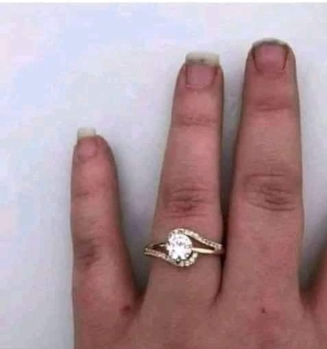 WilyWeeFox's tweet photo. She said yes 🙏🦊 https://t.co/OkQcVlYRDr
