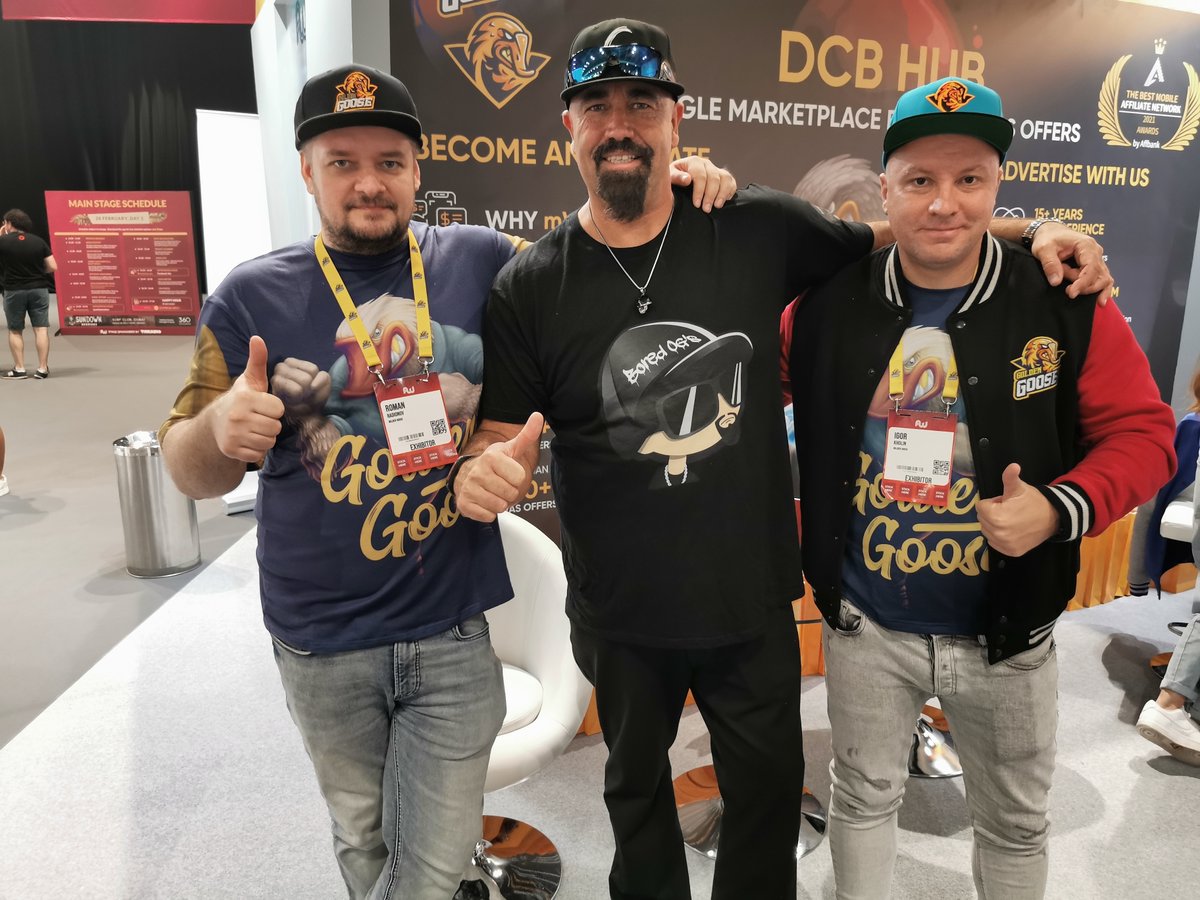 Bored OGs tweet media