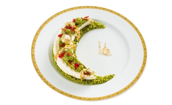 Savour a variety of Iftar and Suhoor delicacies during the holy month of Ramadan🌙 at the urban oasis #PalazzoVersaceDubai.

👉 palazzoversace.ae/special-offers…

#LivingPalazzoVersace #Ramadan #mydubai #iftar #suhoor #fashion #Versace #luxury #InspiringLuxury #visitdubai