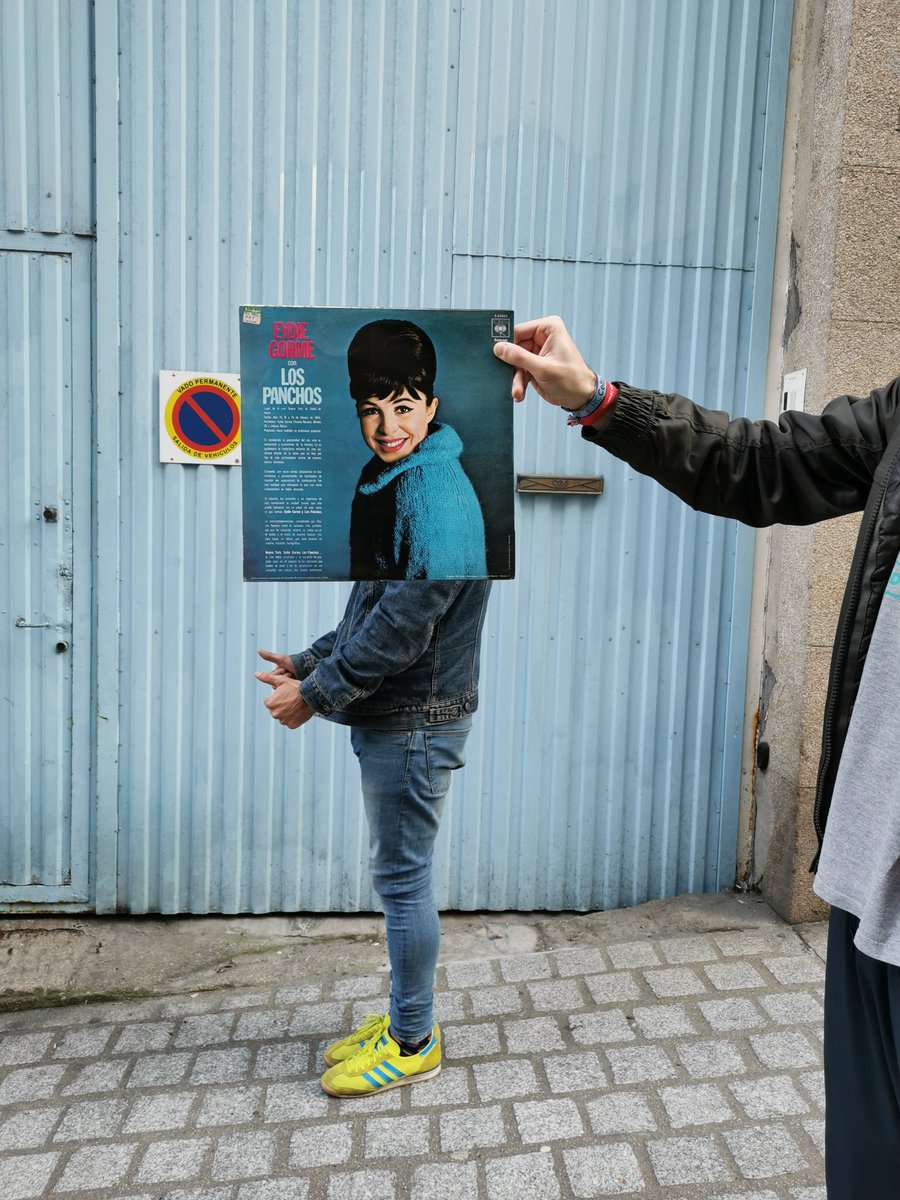 P_OsoRiodieGueZ's tweet photo. En el Curso de #MarketingComunicación de #FundaciónCiP nos lanzamos a trabajar los #Reels utilizando la técnica #SleeveFace usando además #Snapsed como herramienta de edición de imágenes. #DinámicasMolonas #AprenderHaciendo Una muestra del #TrabajoEnEquipo 👇🏻 https://t.co/rAEryIHaBq