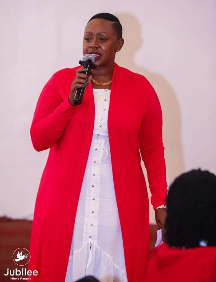 SABINACHEGE's tweet photo. One great lesson i learnt from my life. There is no market for your emotions, so never advertise your feelings, just show your attitude..
Have a blessed month of April 🙏
#NgaiMbere https://t.co/I5hQAjFR3m
