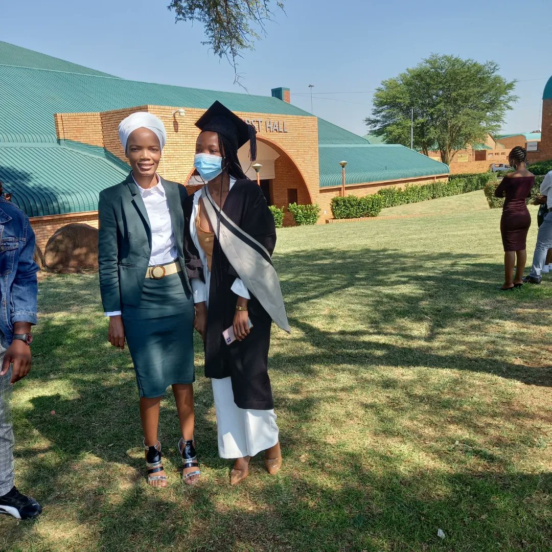 LMatshehla's tweet image. Graduation day.