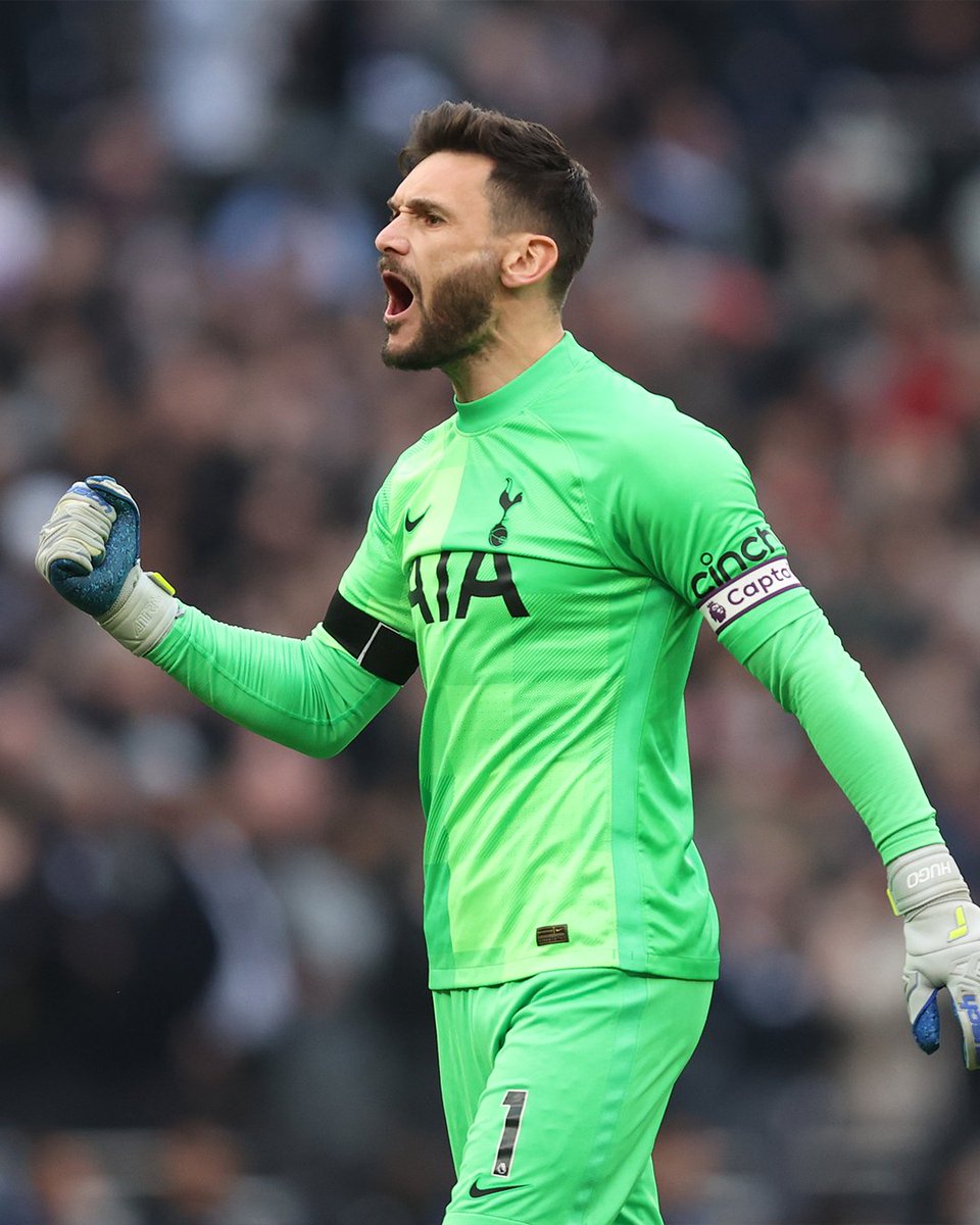 SpursOfficial's tweet photo. That #FridayFeeling 😆 🤘 https://t.co/SNpnZb8kYL