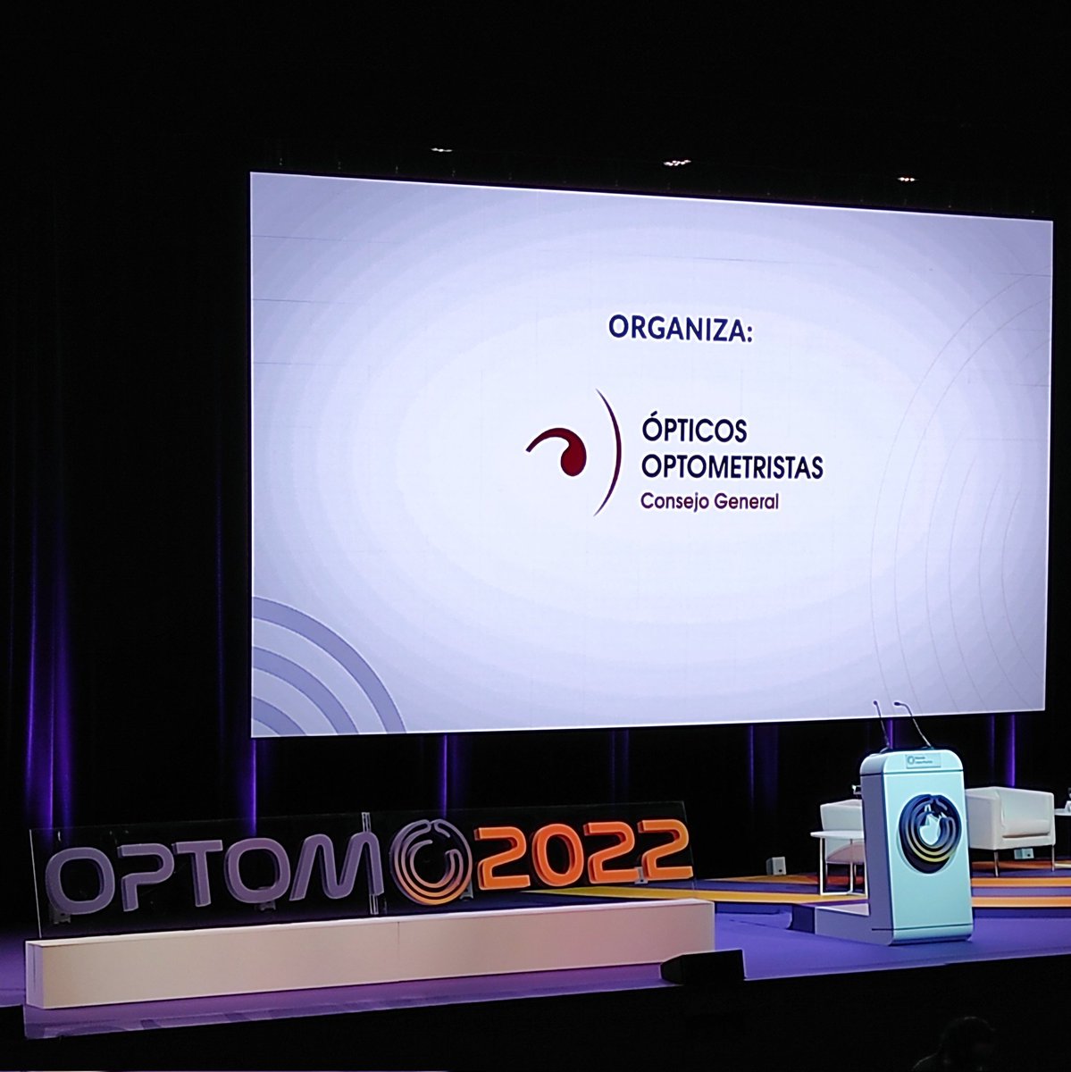 oo_org's tweet photo. A punto de comenzar la conferencia inaugural
#OPTOM22 https://t.co/7rpJSO0hlu