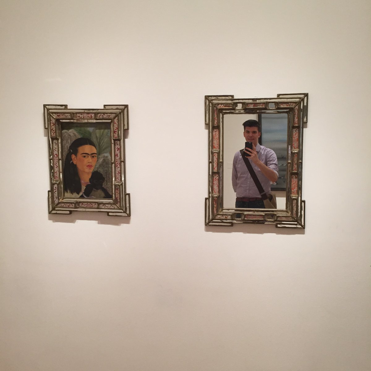#FridaKahlo gave this painting to one of her friend, Mary Sklar. She gave her a mirror to go with it so both friends could be together if Mary stood in front of the mirror. 

'Fulang-Chang and I'