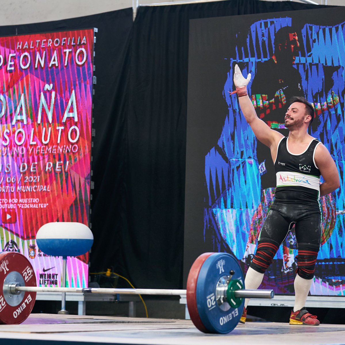 Muchísimas ganas de fin de semana 🔥💪🏻 Volvemos a la competición 🏋🏻‍♂️ 

En Valencia nos espera la Copa de España 🏆