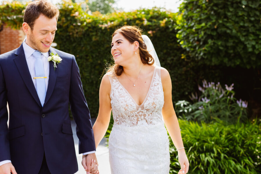 Fazackarley's tweet photo. Brand new on the blog - Southend Barns Wedding – Abby &amp; Adam - https://t.co/osK7aza4SM https://t.co/Fl4MJ6mgCb