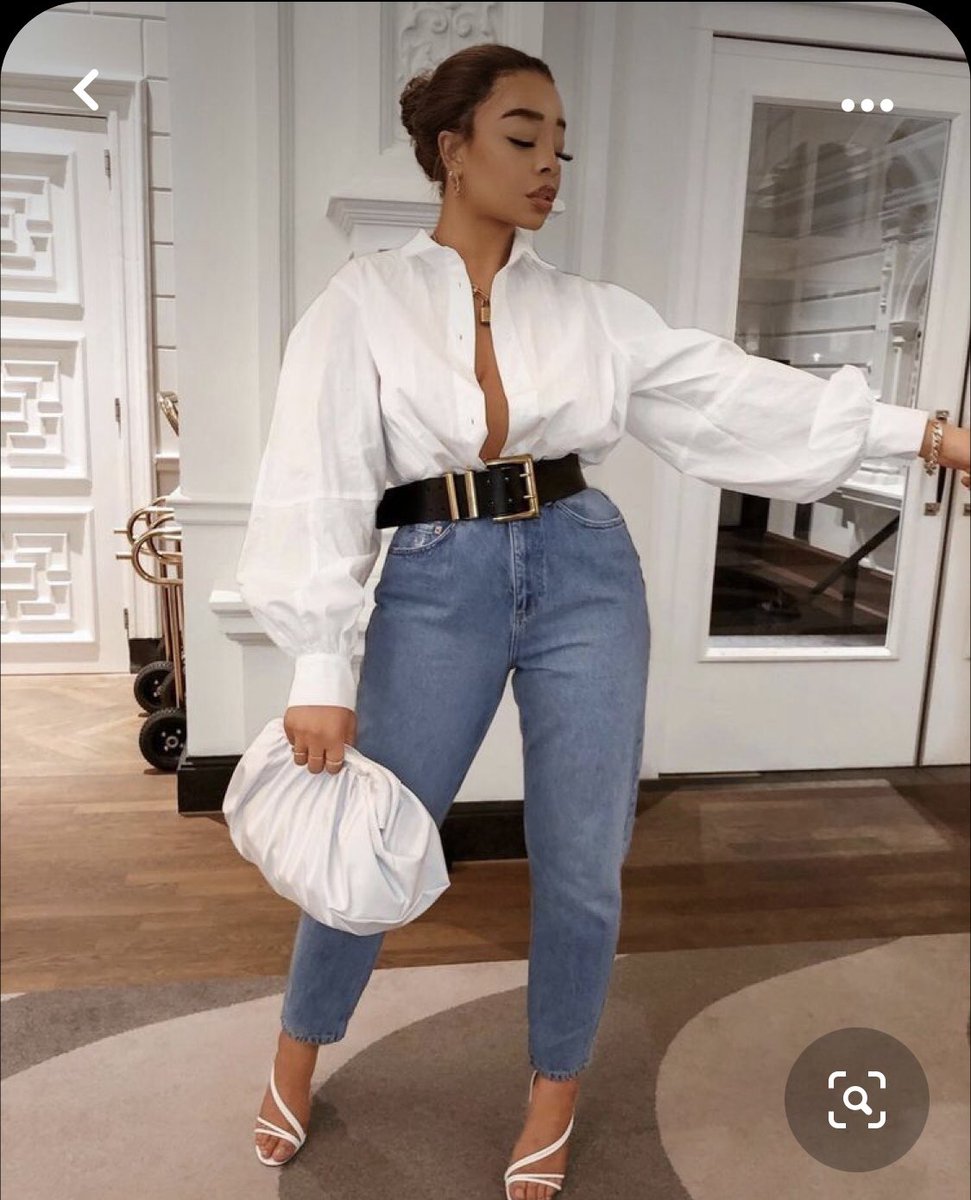 BukolaGbemileke's tweet photo. One size fit all white shirt
Location: yaba, Lagos
Please patronize and RT
Happy new month ๐ค
#abuja #annieidibia #itslaycon
It can be styled in different ways https://t.co/0o1f6IzlqJ