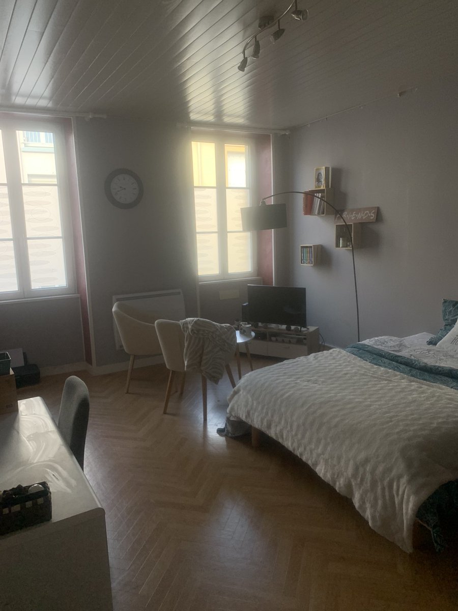 eniluapbb's tweet photo. Hello ! 
Je rends courant mai, mon #appartement situé à Recouvrance à #Brest. 
27m2 pour un loyer de 350 € charges comprises (hors électricité) 
+ d’infos en commentaires ! ⬇️
Merci à ceux qui partageront 🍀 https://t.co/BL4xLb0aXw