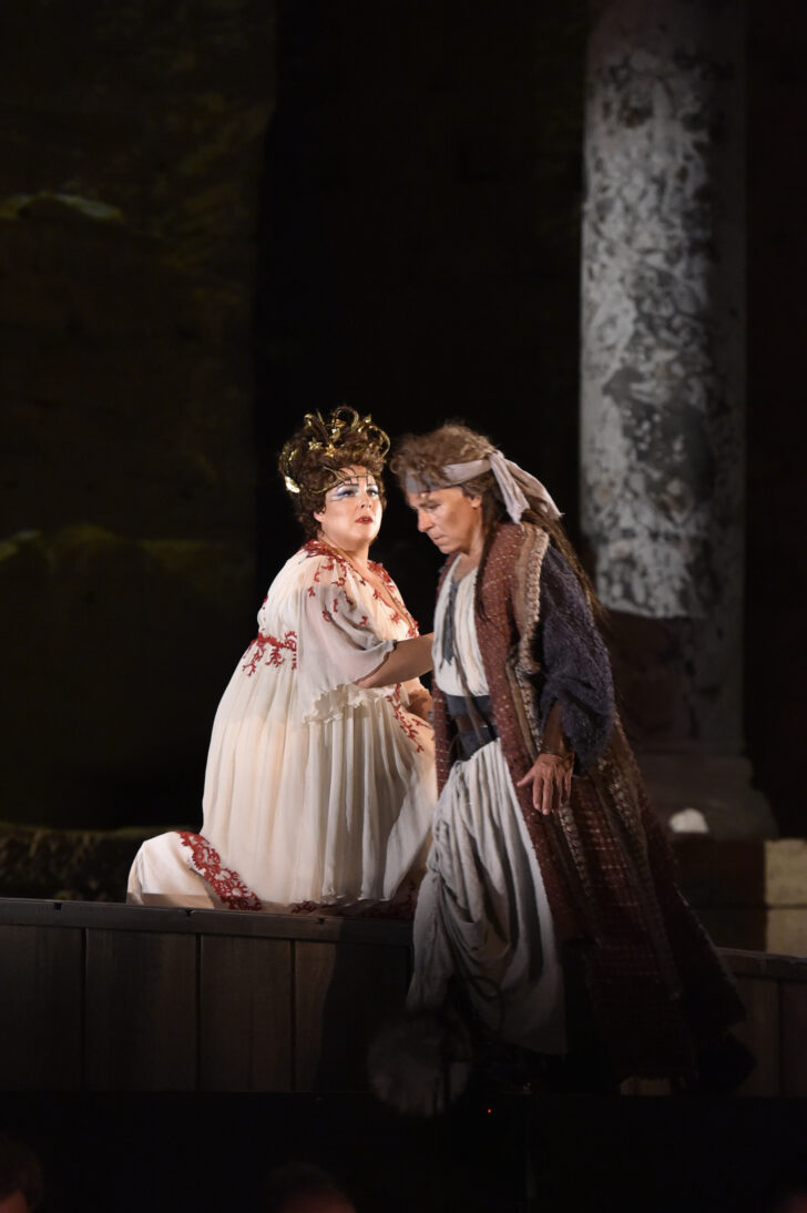🔥Demain soir, #Culturebox nous replonge dans la chaleur estivale de SAMSON ET DALILA <a href="/choregies/">Chorégies d'Orange</a>
avec Marie-Nicole Lemieux et <a href="/roberto_alagna/">Roberto Alagna</a>
Orchestre <a href="/PhilharRF/">Orchestre Philharmonique de Radio France</a>
Chœurs <a href="/OperaAvignon/">OpéraGrandAvignon</a> &amp; Monte-Carlo
Ballets Opéras Avignon &amp; Metz
Dir🎵Yves Abel
MenSc J-LGrinda
🎦<a href="/alexandraclem/">Alexandra Clément</a> Act4