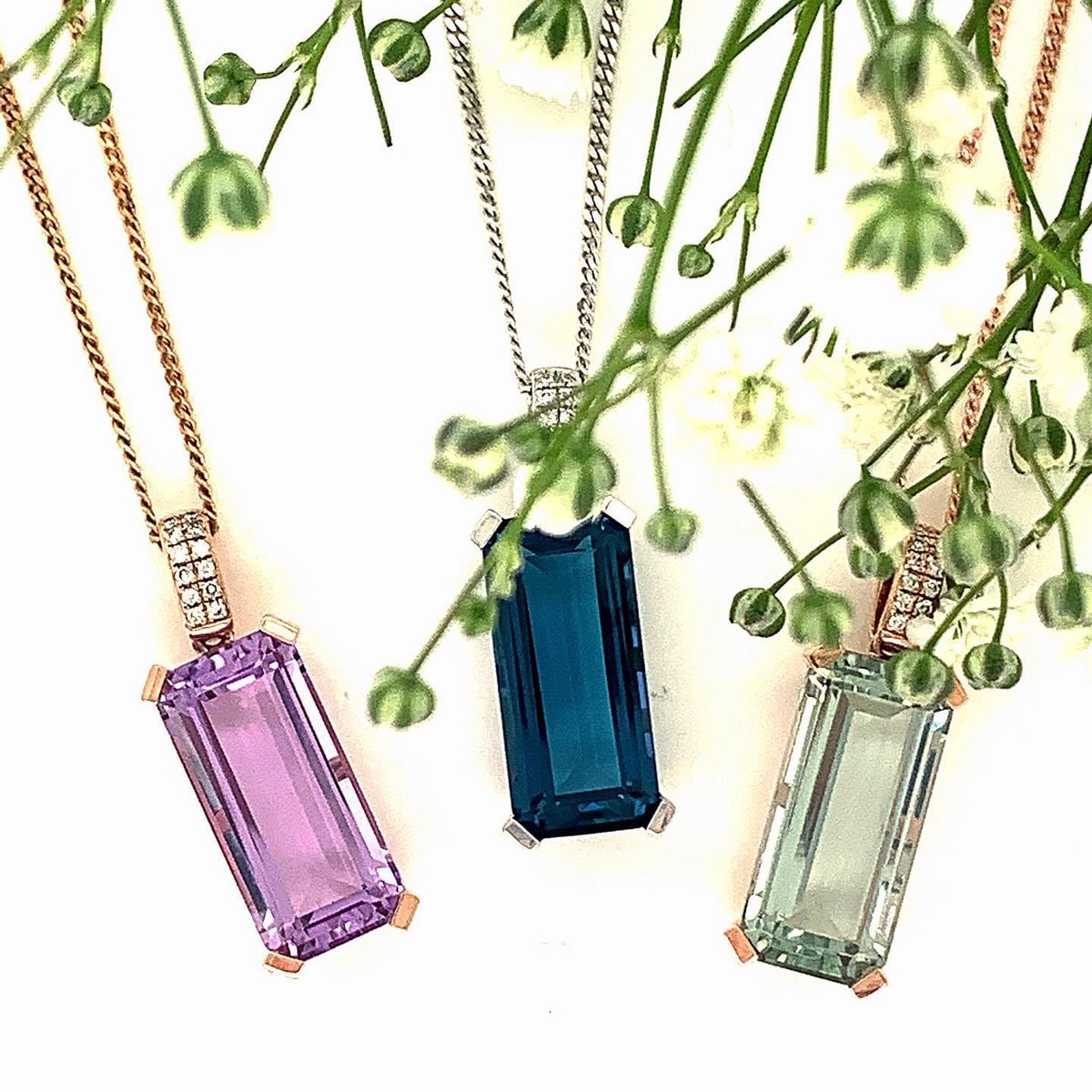 MandCoJewellers's tweet photo. Something new for the new month - perfect pops of colour by Ntinga are in store today.
#springjewellery #springstyle #luxuryjewellery https://t.co/8te8ZdELsR