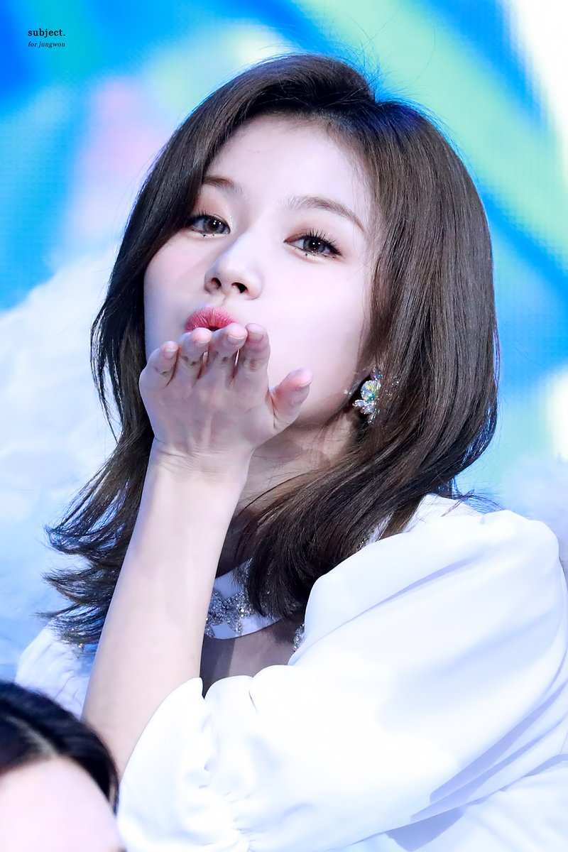 𝑴𝒚𝒙_𝑴𝒚𝒙 tweet media