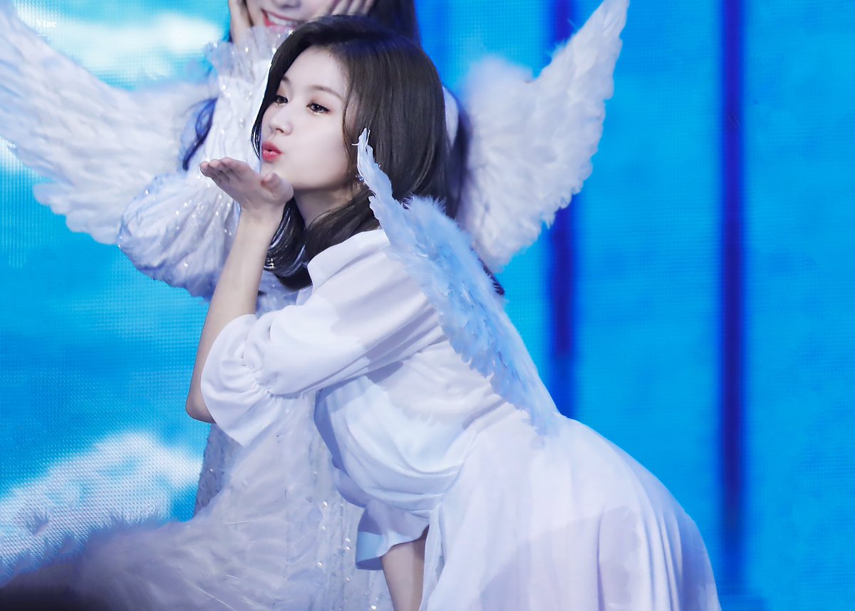 𝑴𝒚𝒙_𝑴𝒚𝒙 tweet media