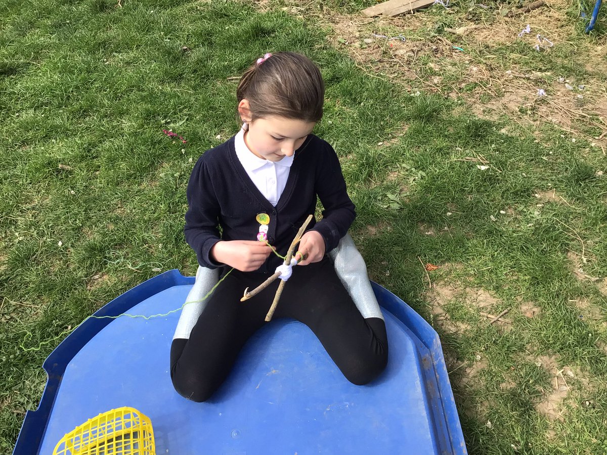ysgolyddraig's tweet photo. #YYDcoch #forestschools planting in our raised beds, cleaning our #muddykitchen and having fun in the sun. @walkinthewild1 https://t.co/Q6hvjOUvQT
