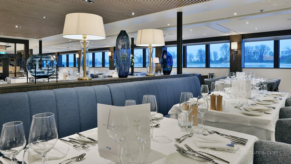 CruiseStart's tweet photo. Der Beitrag (VIVA One: Der erste Neubau für VIVA Cruises) wurde veröffentlicht auf https://t.co/Ac4vpiFwqG - https://t.co/ykry1cBX3H https://t.co/hVXYPBJWzM