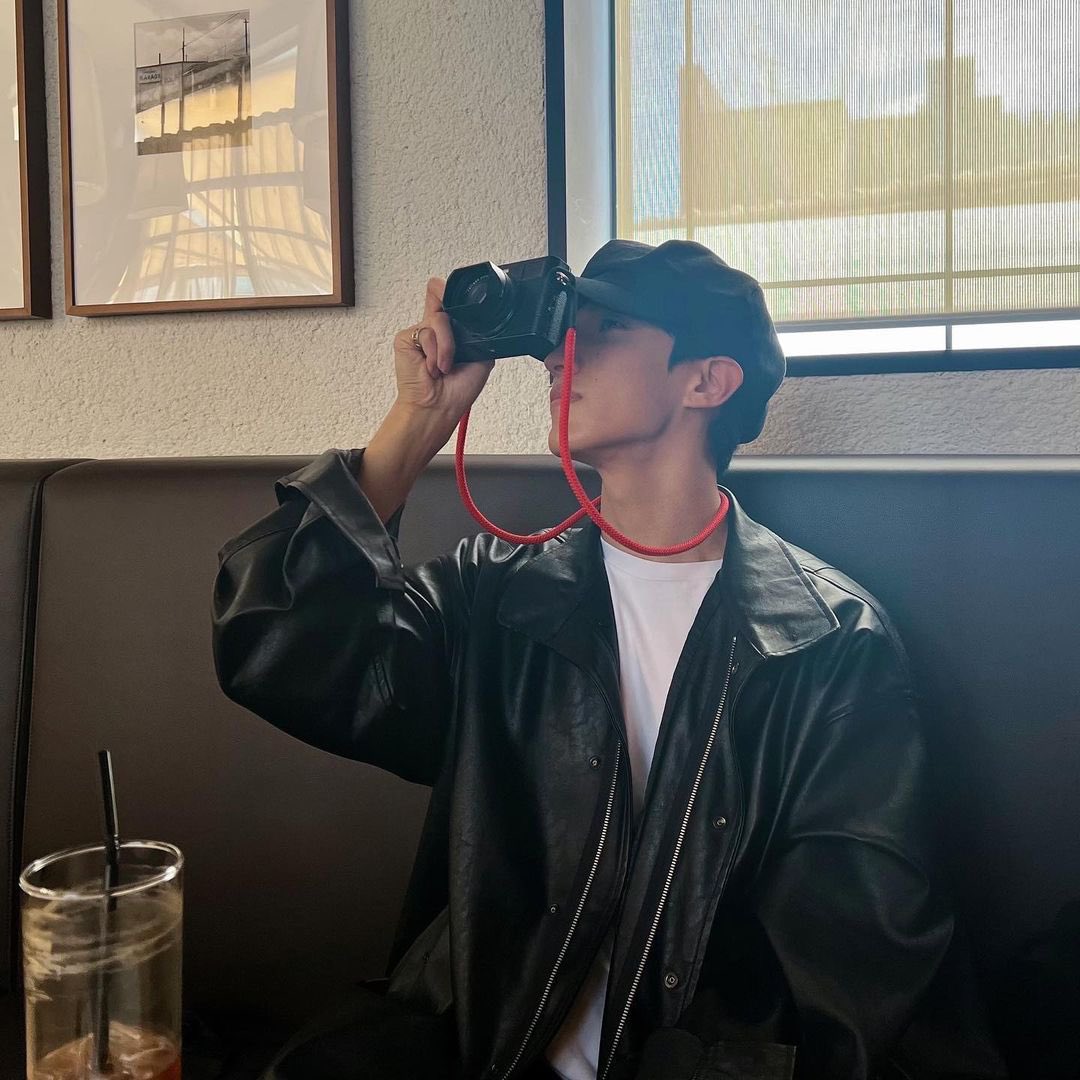 DK2l8_'s tweet photo. 열받어 진짜 갓반인 같아서 (좋단뜻) https://t.co/f1bA4WrwCp