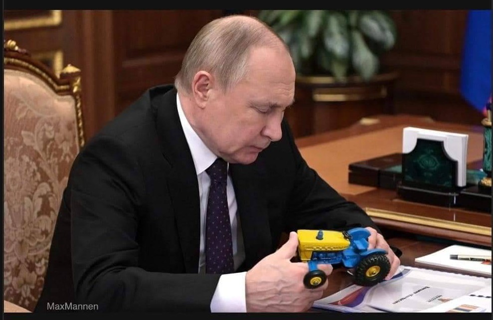 Darth Putin tweet media