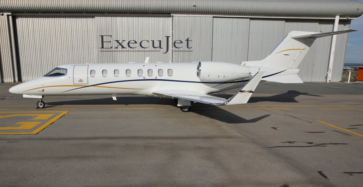ExecuJetAvGrp's tweet image. #CharterAvailability

🗺️ Cape Town --&amp;gt; OR Tambo International
🗺️ OR Tambo International --&amp;gt; Cape Town
📅 4-6 April 2022
👤 8 pax
✈️ #Learjet45

Call +27 82 330 7399 or email charter@execujet.co.za
Full details: bit.ly/3iSRmCr