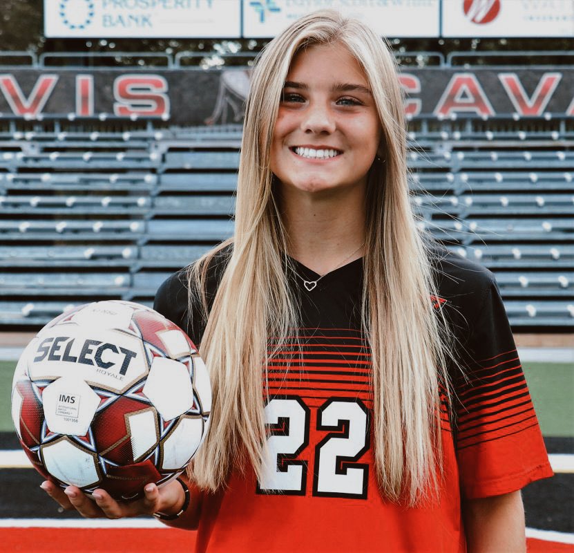 DaryanWillyard's tweet photo. @ltladycavsoccer thank you for all the memories this past year!! I am so grateful, but so sad to see it end! #buiLTdifferent #LTstrong @FlxAtx https://t.co/FRP3BmGz67