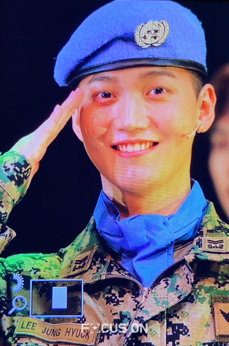 220401 메이사의 노래
•_•77 
#온앤오프 #제이어스 #onf #이승준