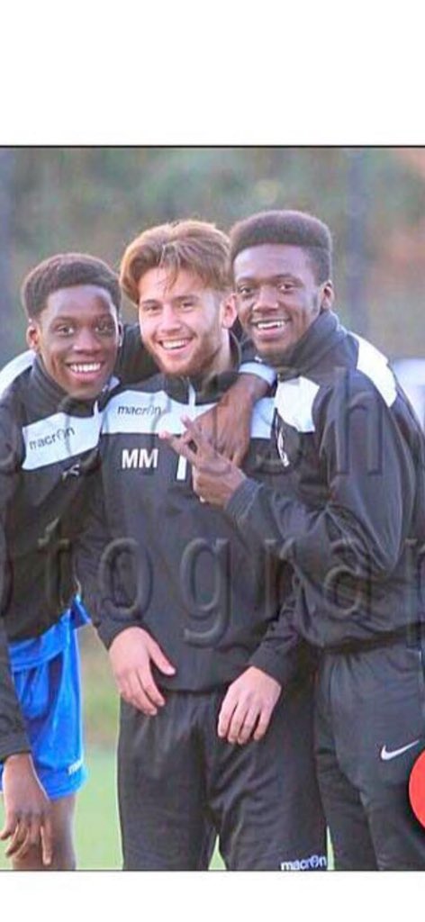 WE’RE NOT DONE… 

Manager <a href="/maxmoore666/">Max</a> rolling back the years (and the pounds) with our third and final signing. After linking up with old teammate Derick Nyarko from their Dartford Academy Days. 

#welcomedelboy