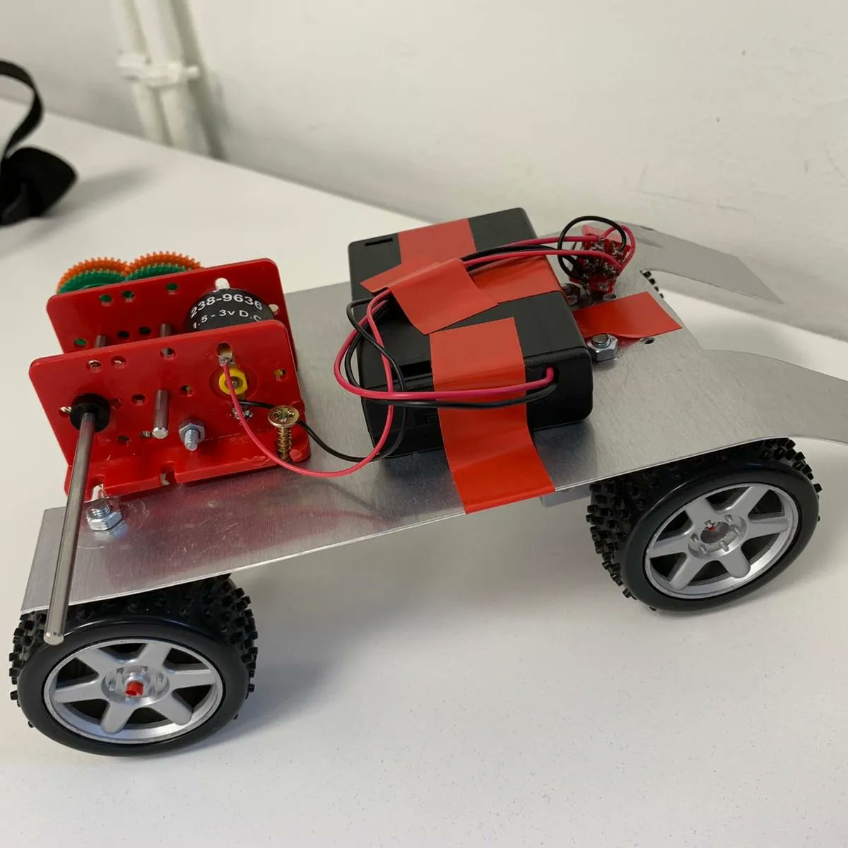 ecork_upc's tweet photo. This is our car⚡⚡⚡⚡
#tecnosuro22 #eseiaat #TECNOX #Ecork https://t.co/rKdWTzumHO
