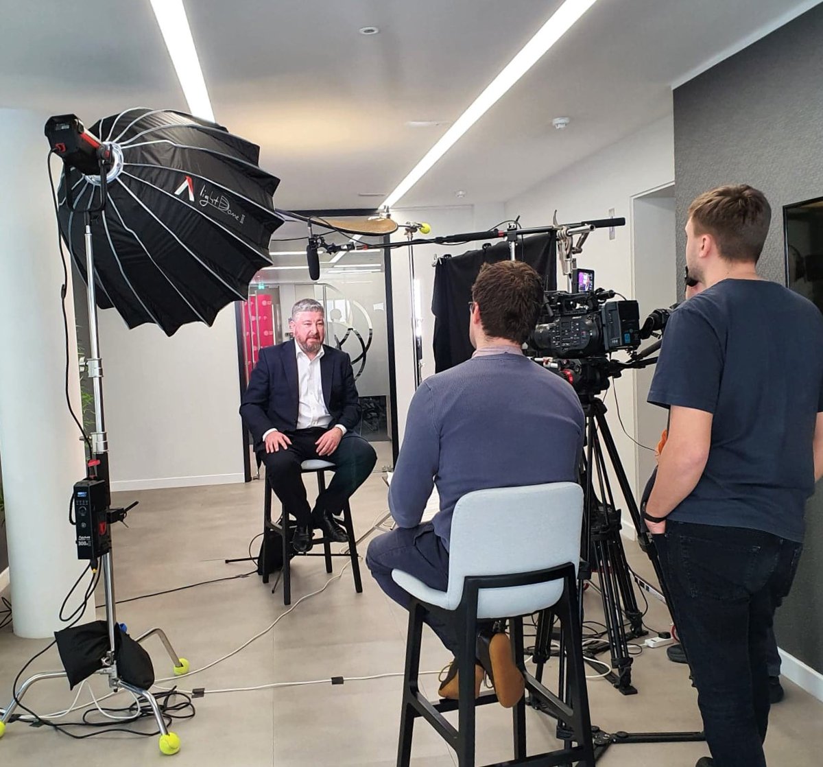TaylorRoseLaw's tweet image. Earlier this month our Marketing team joined Adrian Jaggard, CEO for a new filming project in our Carter Lane office. #SmartModernLaw #BTS #Videoproject #TaylorRoseMW