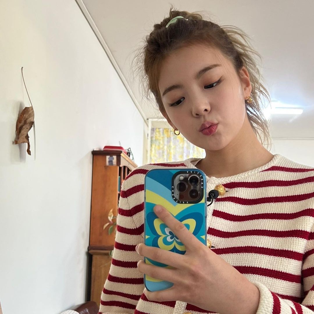 Morning from me and chaer