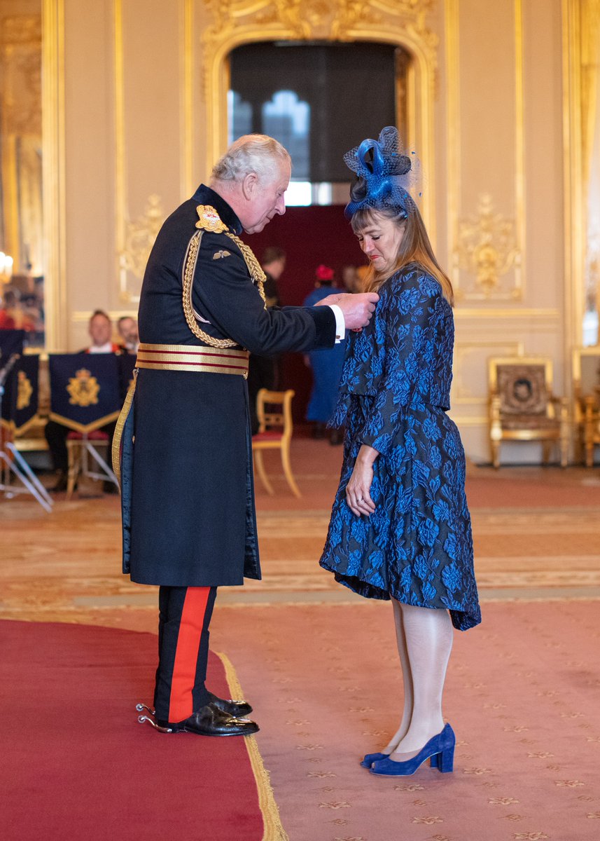 London Ambulance Service tweet media