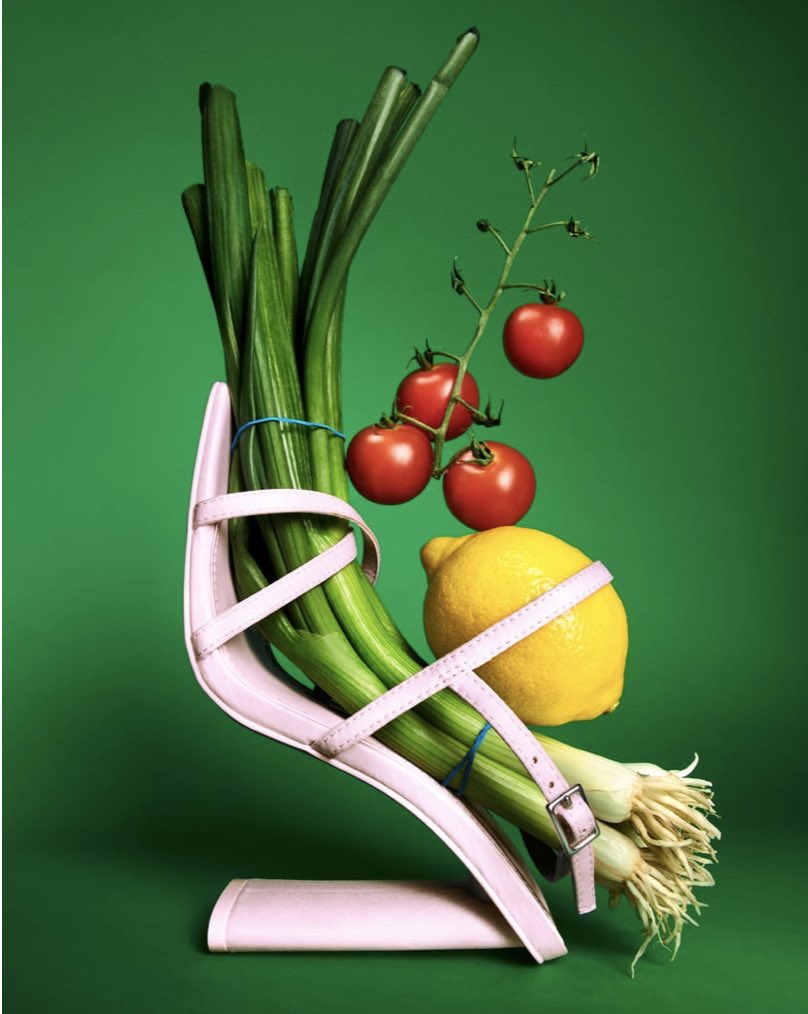 sarahjnell's tweet photo. Hey @ZARA is the veg included in the price? #tomaTOES https://t.co/WCqRy4u6Rj