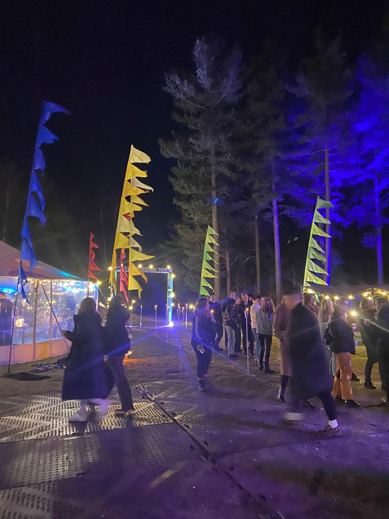 caratuk's tweet photo. Seeing out @TheBigTVFest with a bang. Thanks for hosting us, we had a ball! https://t.co/yqNa6Ip50U