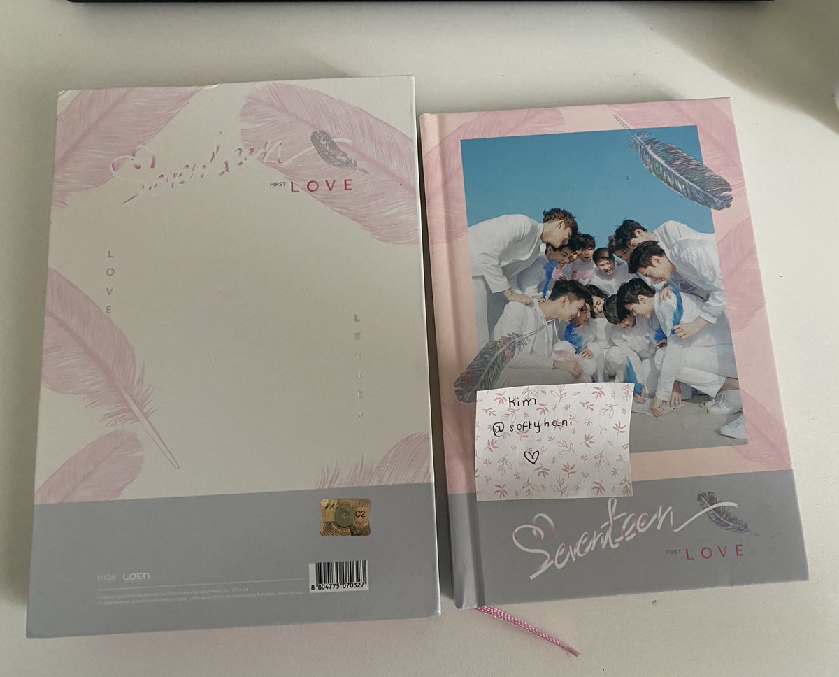 softyhani's tweet photo. wts selling seventeen love and letter album pink ver
- accepting offers 
- around £40ish + (idk tbh)
- pink faded on the back of the packaging but the album is in v good condition 
- comes with postcards and sticker sheet https://t.co/kzr2ewIj3M