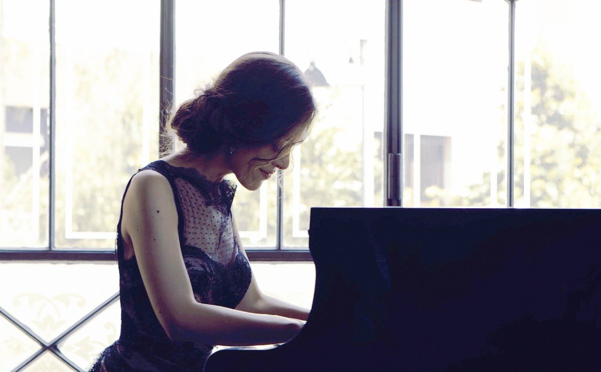 AUA. Música i paraules per a la imaginació. Maria del Mar Poyatos. Dimarts 5 d'abril a les 18.30 h, al Teatre Municipal de la Garriga El Patronat. - mailchi.mp/fumh/conferenc…