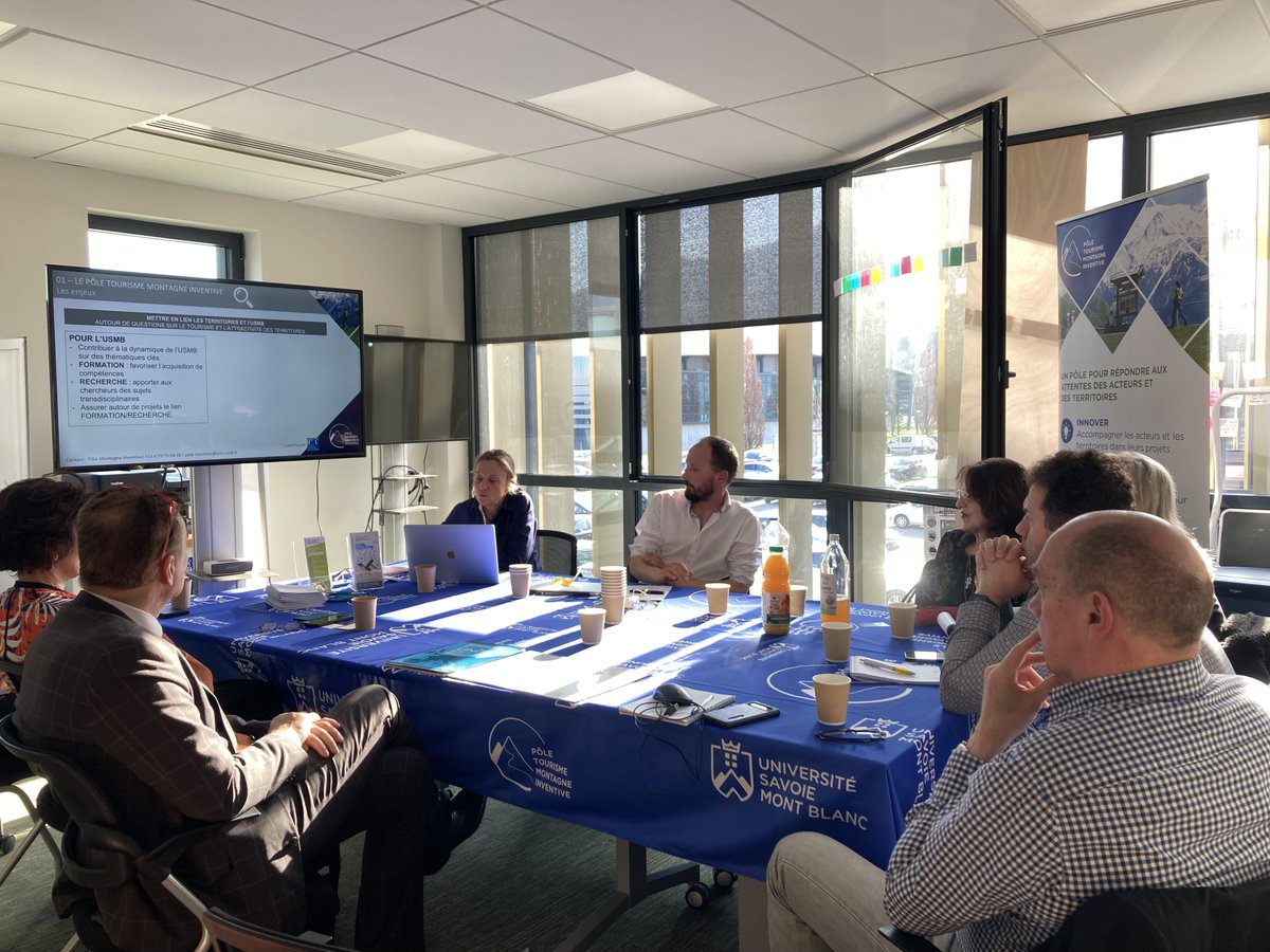 L'équipe du <a href="/ptmi_usmb/">Pôle Tourisme de l'Université Savoie Mont Blanc</a> est ravie d'avoir accueilli une délégation du ministère de l'éducation nationale roumain pour présenter ses actions dans le cadre du #Campus des Métiers et des Qualifications Soutien au #Tourisme à l'#Hôtellerie à l'Agriculinaire et à la #Restauration.