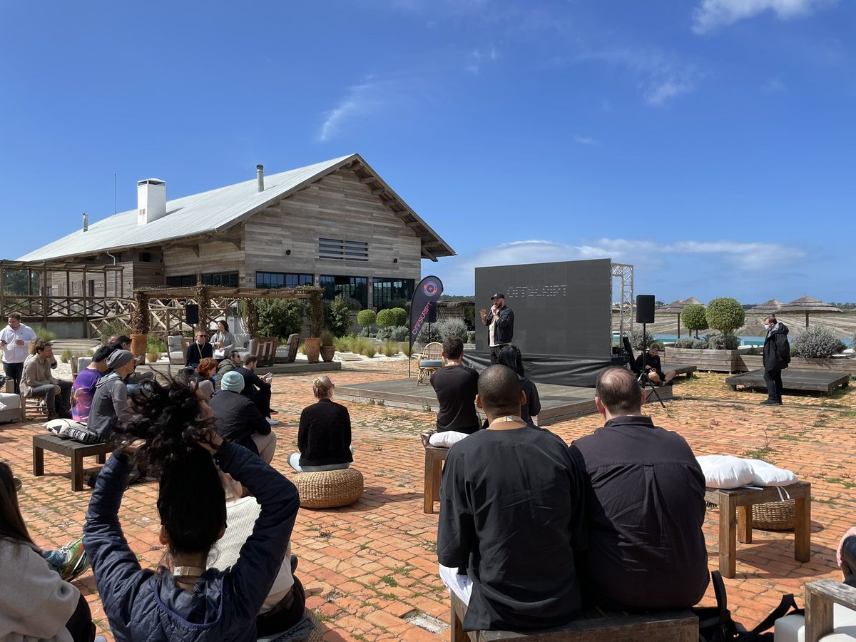 Alex Van de Sande (avsa.eth) tweet media