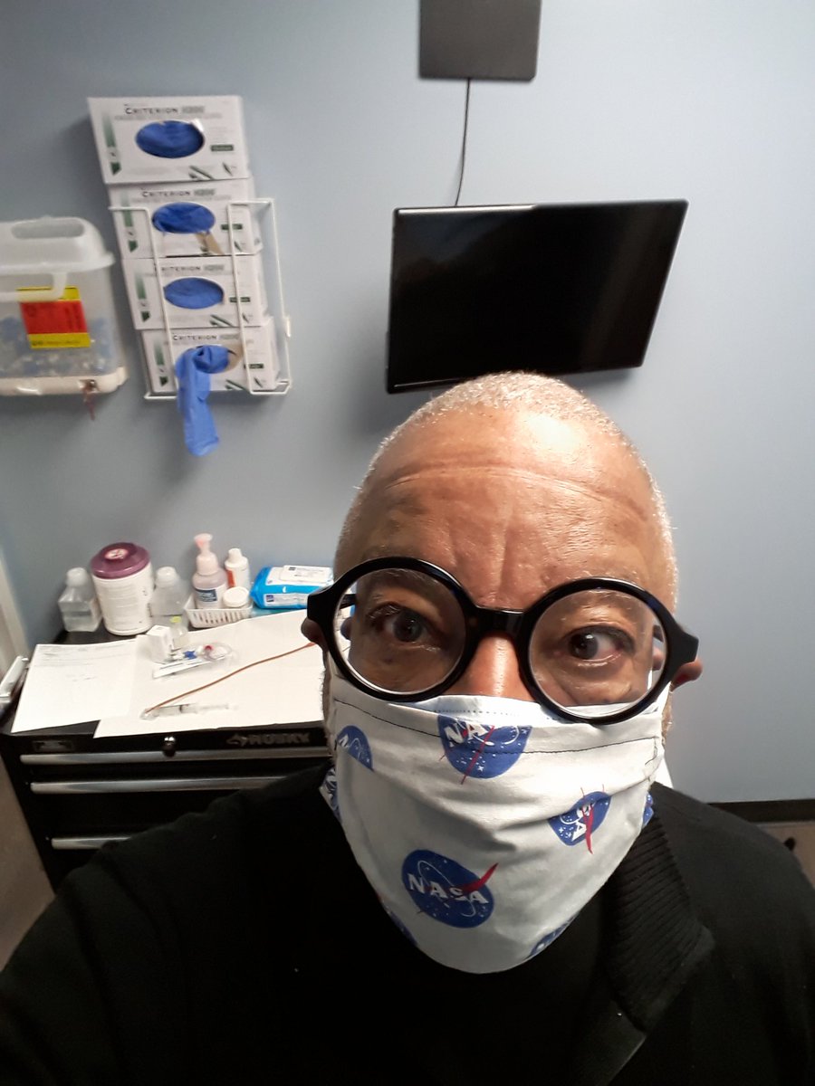 cyclingat10mph's tweet photo. It's the last of 6 weekly #immunotherapy #bcgimmunotherapy treatments for #bladdercancer. Like Howard Cosell said "Down goes Frazier, Down goes Frazier". I say "Down goes cancer, #downgoescancer #downwithcancer 3 time #cancersurvivor #cancersucks https://t.co/ncNJ4u7gwZ