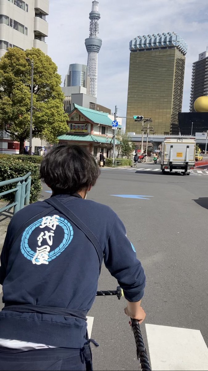 haruzzzzzzzz's tweet photo. 人生初人力車
めっちゃイケメンやった最高！！ https://t.co/YJo6OJCkkX