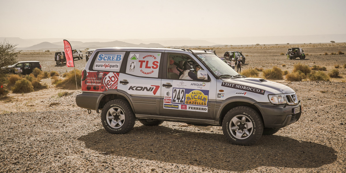 koni_global's tweet photo. No better way to head to the weekend than with some more images from @Rallye_Gazelles. What a #FridayFeeling to be driving off into the #desert!
Get your vehicle ready for an #offroad adventure like no other by fitting #KONI today!
https://t.co/8QZX1kOvti
#KONIimproved #rally https://t.co/iNomL4BUEv
