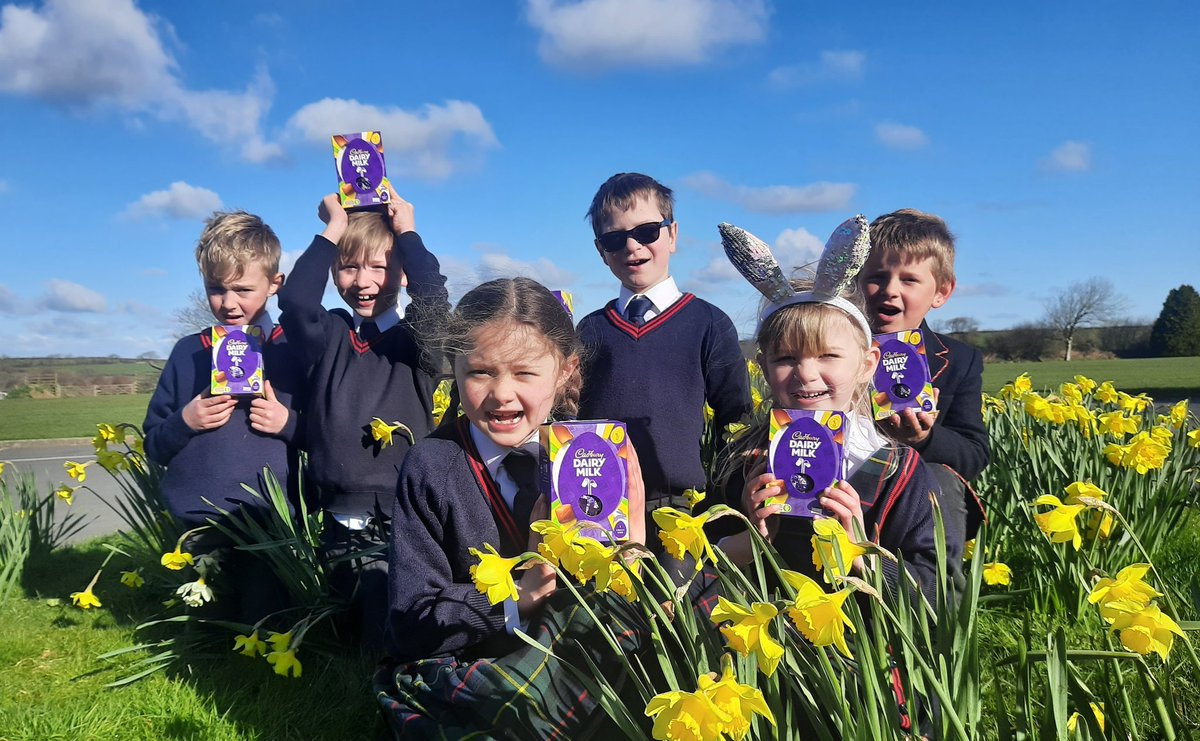 ShebbearCollege's tweet photo. It's the end of term! Have a lovely Easter Holiday everyone! π°
#Easter #easterholidays #endofterm #easteregghunt #Eastereggs #ShebbearPrePrep #Spring #happyeaster https://t.co/9ziWuZh1wu