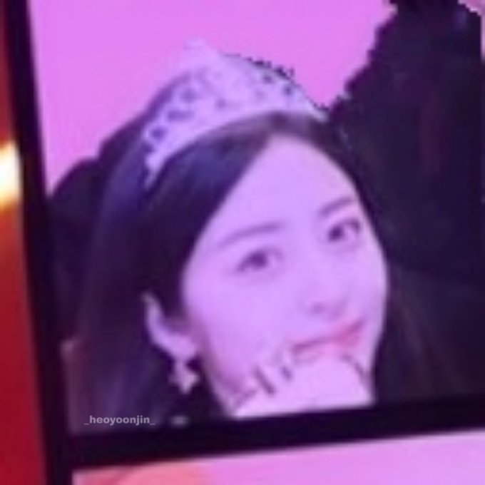 forheoyunjin's tweet photo. [PRE-DEBUT, AFTER PRODUCE] the things i would do to get hd versions of these photos

cr. the gift from above, _heoyoonjin_
#HEOYUNJIN #HUHYUNJIN #YUNJIN #허윤진 #LESSERAFIM
#HYBENGG #SOUMUNGG #LE_SSERAFIM https://t.co/99P87MqYPI