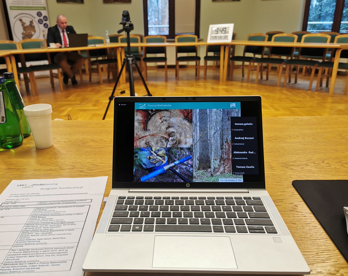 ForBioSensing's tweet photo. 29 marca 2022 roku odbyła się #Konferencja Naukowa podsumowująca projekt #LIFE+ #ForBioSensing.
Tematyka została poświęcona wynikom przedsięwzięcia. Założeniem działań było stworzenie możliwości szybkiej i nieszkodliwej obserwacji dużego i bardzo zróżnicowanego lasu (PB). https://t.co/fhAO3BhAjN