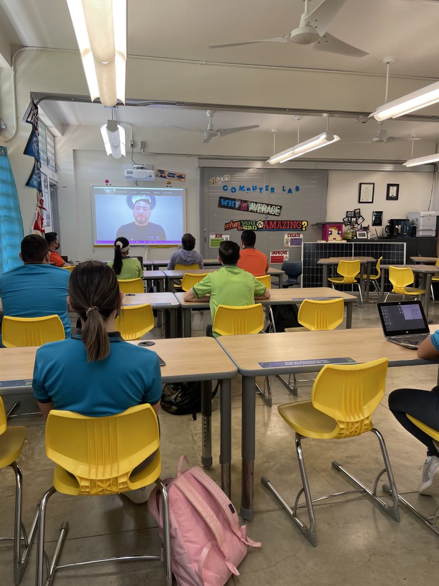 techclubdcg's tweet photo. Agradecidos de nuestro egresado Christian Hosoi por instruir a mis estudiantes sobre Criptomonedas y la importancia de invertir bien educados.  
Sin duda alguna, una experiencia extraordinaria.  ¡Gracias por tan excelente taller!
#TechPower 
#AprendiendoAInvertir 
#bitcoin https://t.co/GlIPhueqKV
