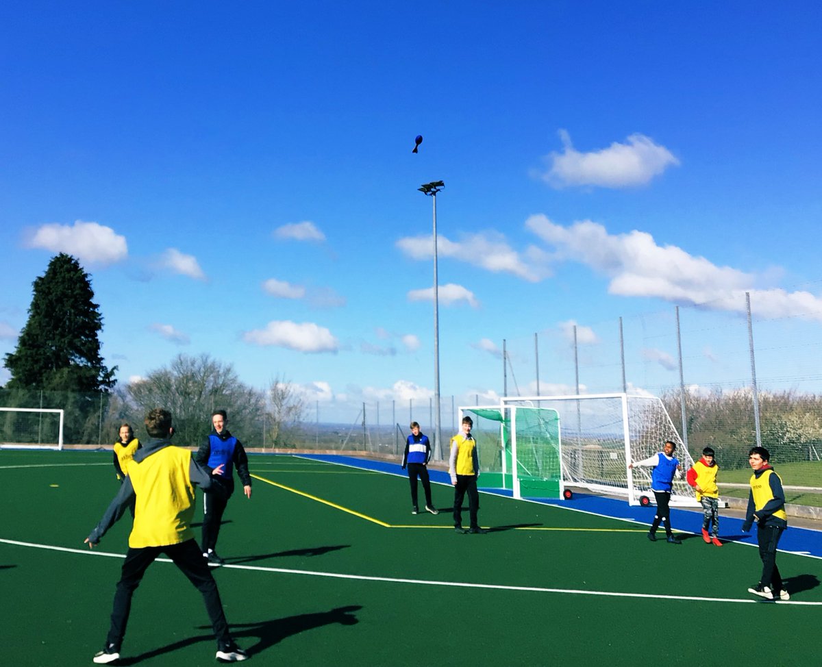 RWBAPEDept's tweet photo. Our work to represent and champion the Ukraine 🇺🇦 continues today. Even our Astro surface honours the flag colours. Year 8 exploring positioning in their invasion unit of work today #SupportUkraine #StandWithUkriane #PEpower @RWBAcademy @RWBAHolocaust https://t.co/WjJQijD3vn