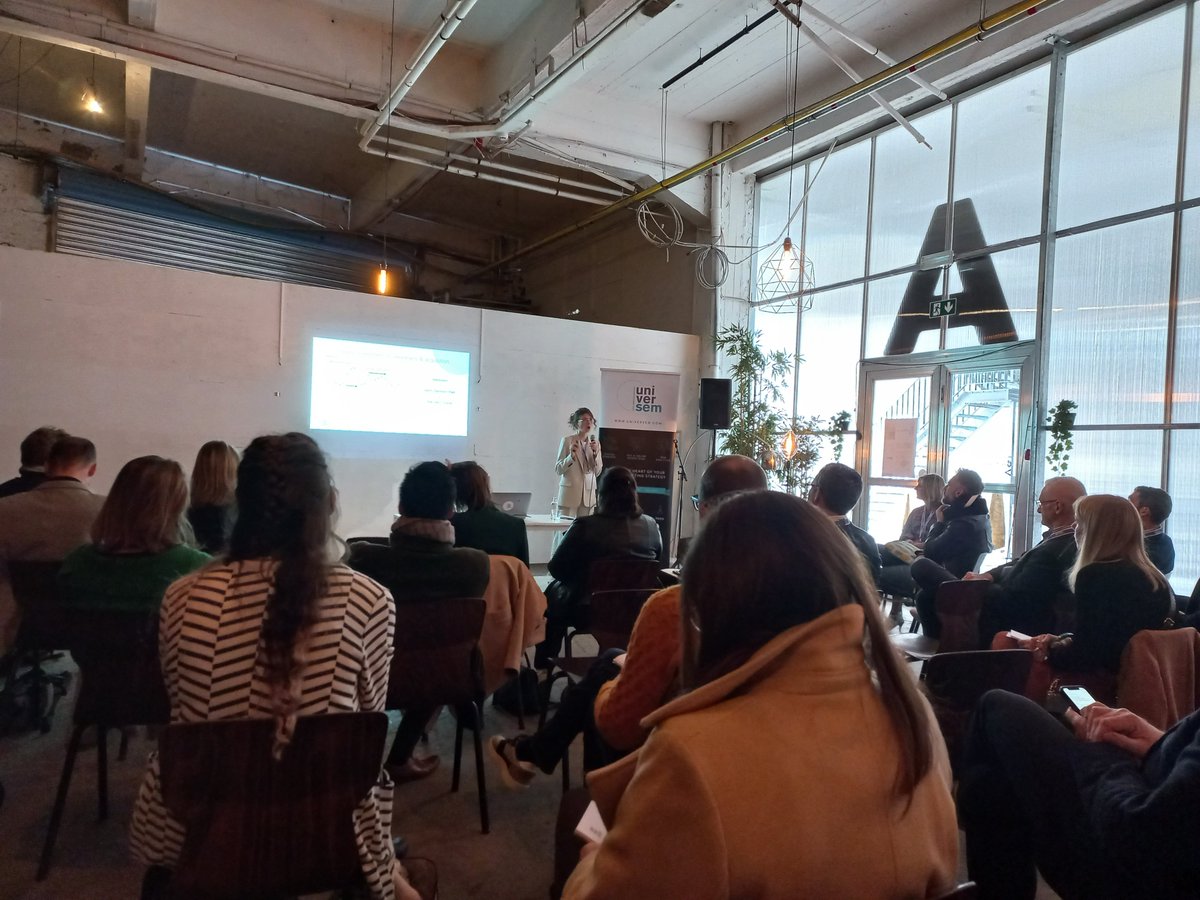 Great to be together again at another real life event! 🤩
Thank you <a href="/we_are_BAM/">BAM</a> for the nice collaboration for this very first edition of the #meanigfulmarketingtalks !
Thanks Moréna for the #cookieless #advertisingtips you shared with the audience yesterday. 🧐
#we_are_bam #MMT