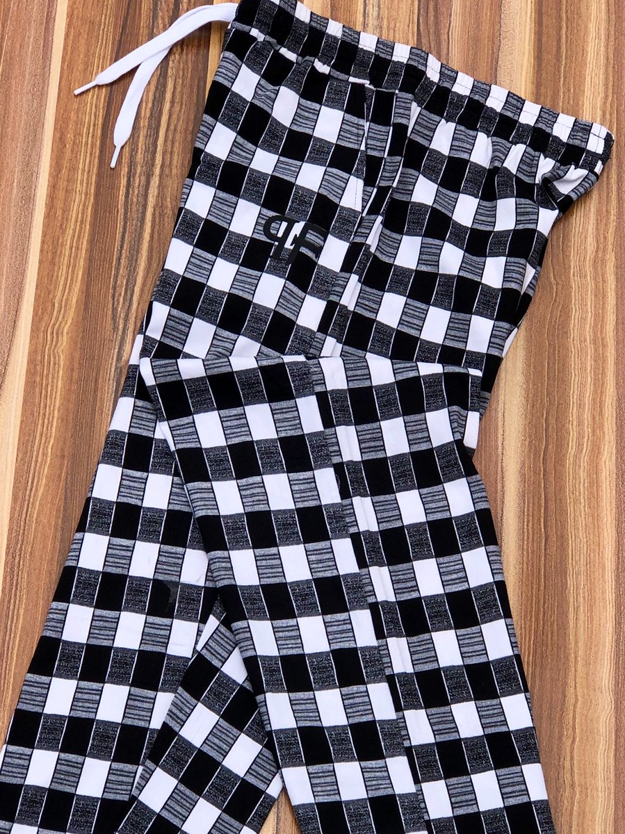 thepremiumfits's tweet photo. “Check Pant”
Available as seen ✅
!
Quality = 💯 
Size = Large 
Color = Black/white 
#DavidoQatar2022  Grammy #TeamUpForExcellence My Goat  Abuja https://t.co/5l4XYtIYcB