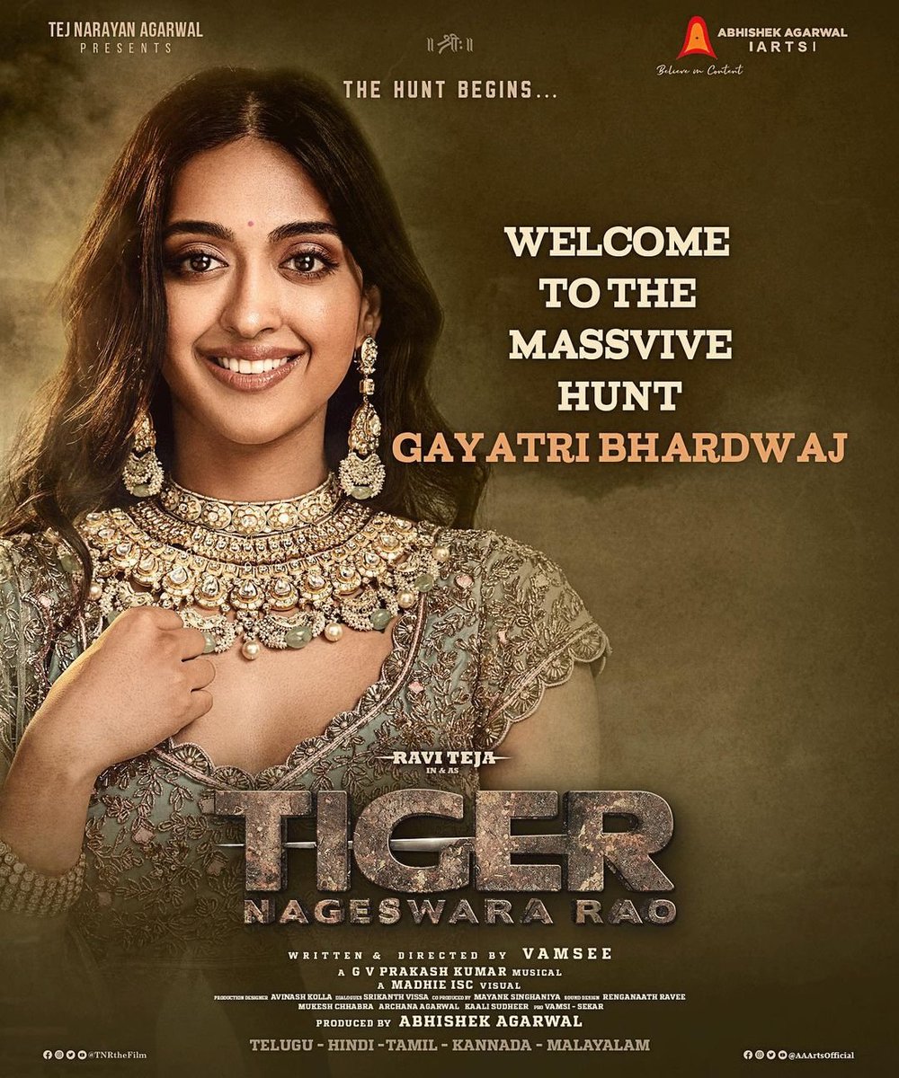 bombaytimes's tweet photo. BIG NEWS coming in!  @GayatriBhardwa5 comes on board with superstar @RaviTeja_offl for next pan-Indian film #TigerNageswaraRao. https://t.co/jumdPzHjlN
