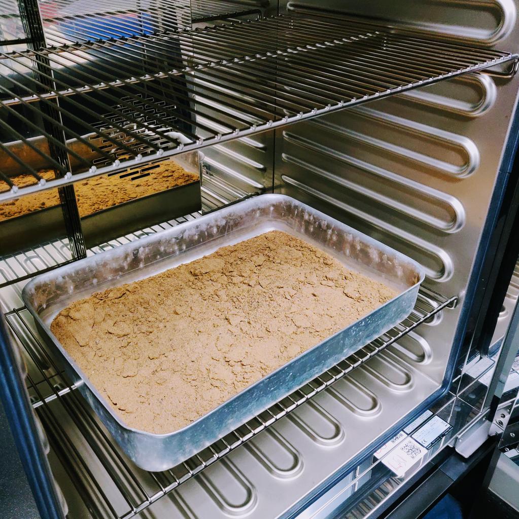 cefairless's tweet photo. Eek...might have left object A.F0104/22  in the oven too long 😬😬😅 #Conservation #Dessication #IThinkIDriedALittleInside #Sorry https://t.co/pDJPRXb5YB