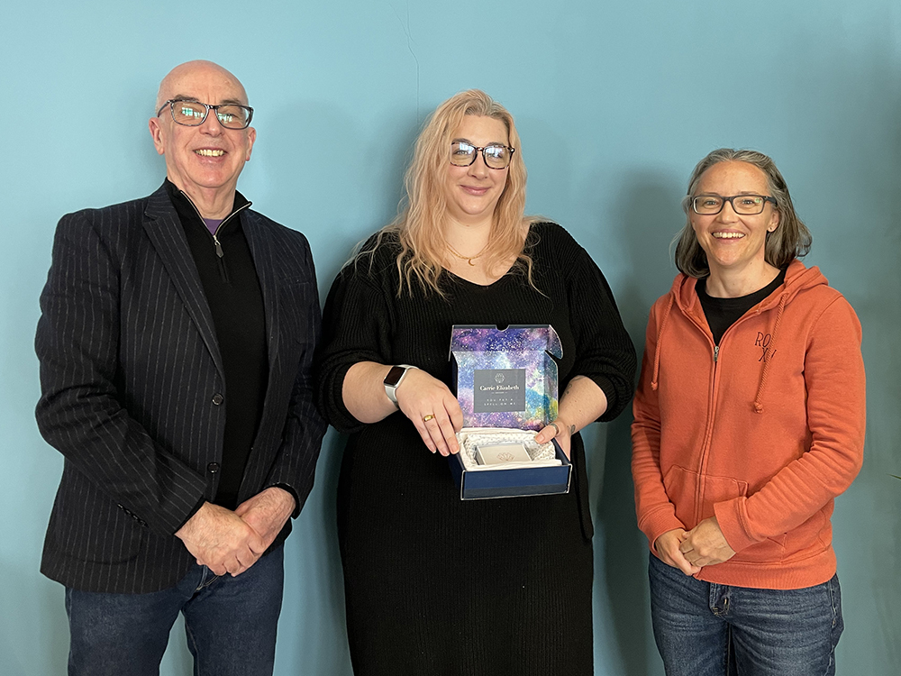 TheCaseCentre's tweet photo. After 2⃣0⃣ years at The Case Centre it's Cara's last day. 😢

We're sad to be seeing you leave Cara but also excited for what the future holds for you. https://t.co/WVIeWUpeGF
