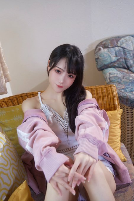コスプレイヤーしろさきのTwitter画像5